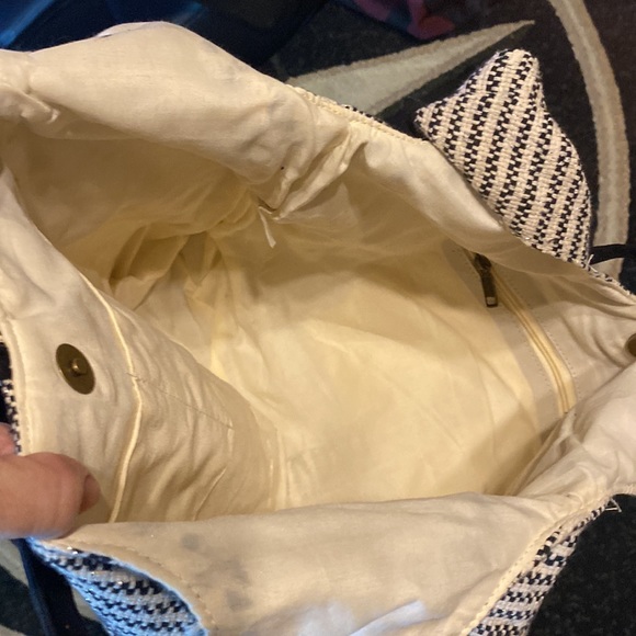 Tote - Picture 2 of 2